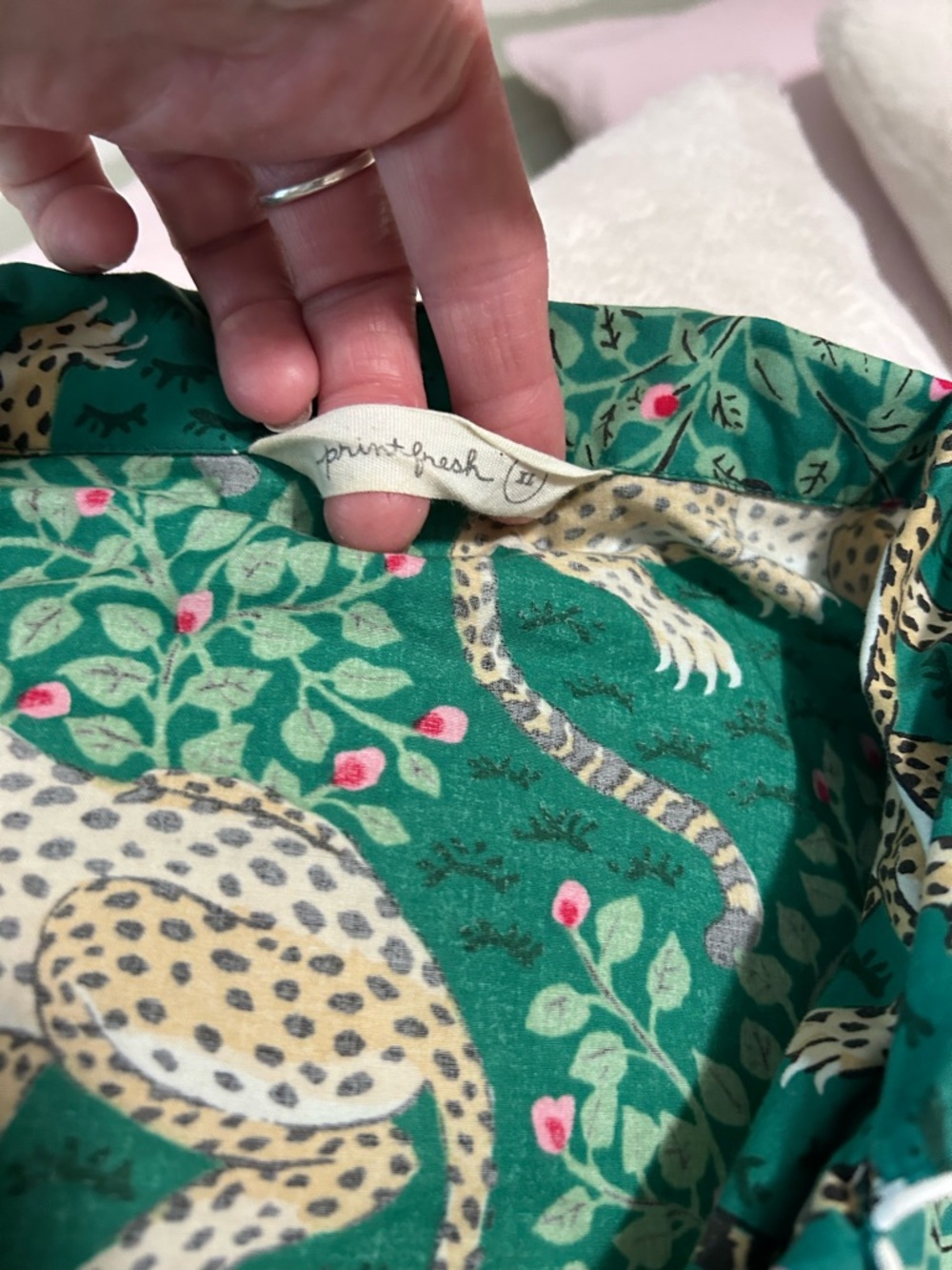Printfresh Bagheera Leopard 🐆 Pajama Top woman’s size XL - Picture 5 of 6